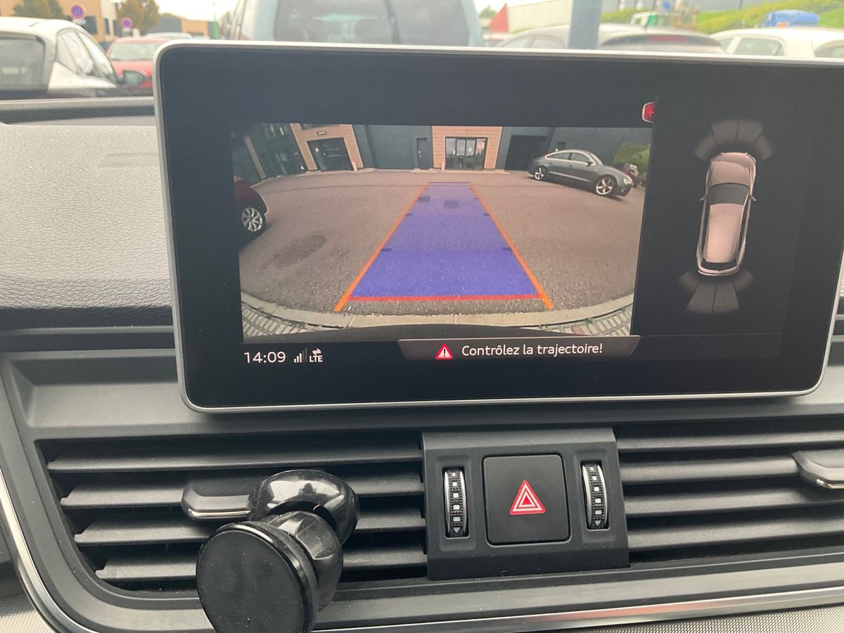 Audi Q5 2019 — photo 24