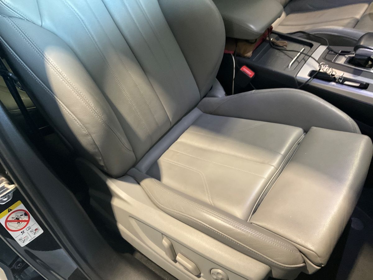 Audi Q5 2019 — photo 23