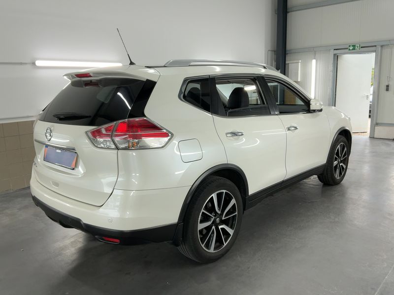 Nissan X-Trail 1.6 dCi Tekna 4x4 — zdjęcie 6