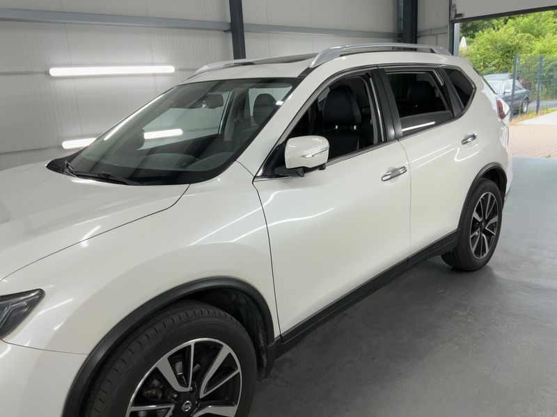 Nissan X-Trail 1.6 dCi Tekna 4x4 — zdjęcie 4