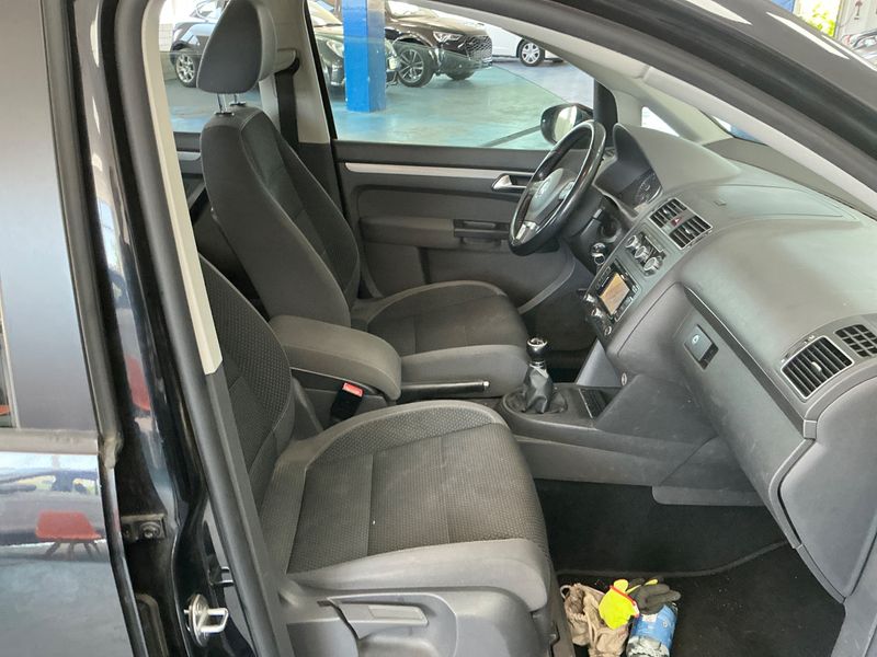 Volkswagen Touran 2.0 TDI Comfortline — zdjęcie 3