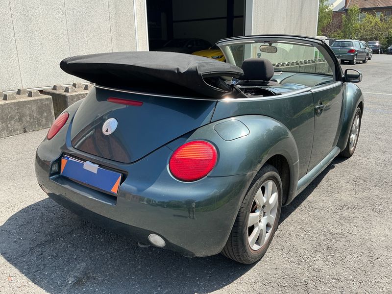 Volkswagen New Beetle 2.0 — zdjęcie 2