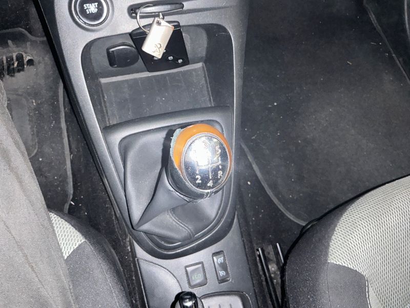Renault Captur 1.5 dCi Energy Business Eco2 2014 – снимка 22