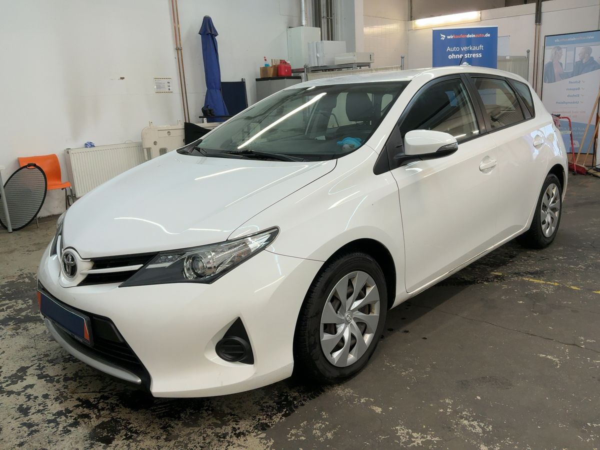 Toyota Auris 1.3 Cool