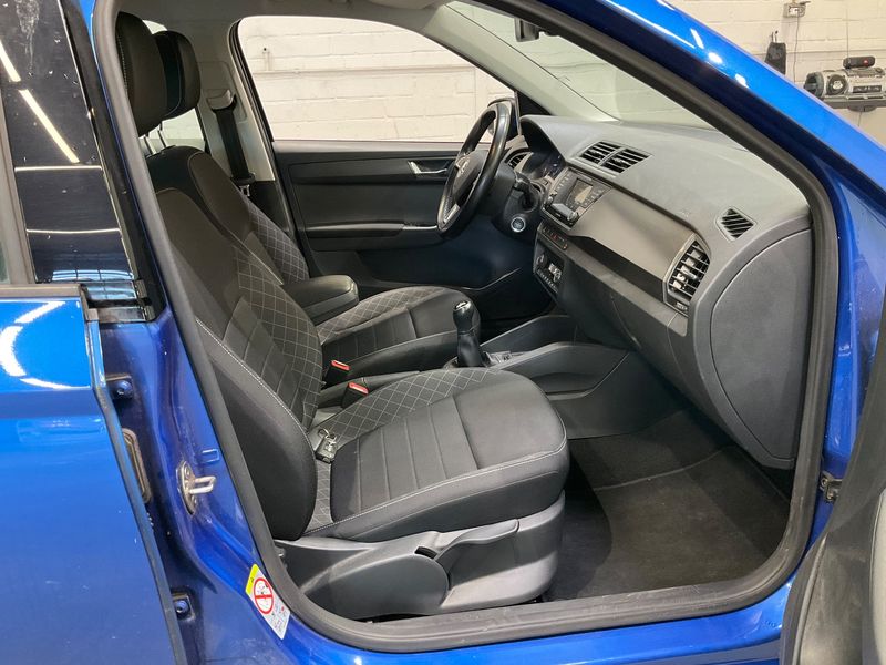 Skoda Fabia 1.0 TSI Style — zdjęcie 11