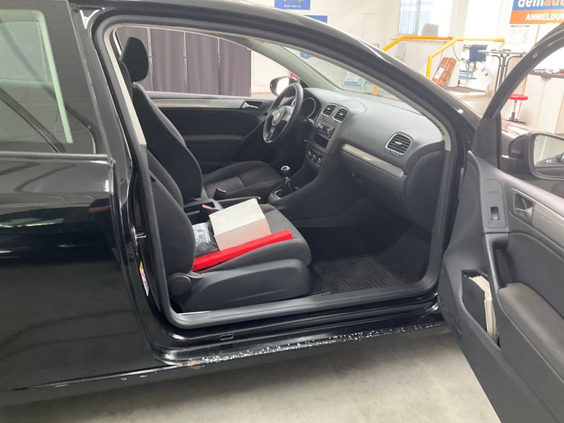 Volkswagen Golf VI 2.0 TDI Trendline 2009 – снимка 3