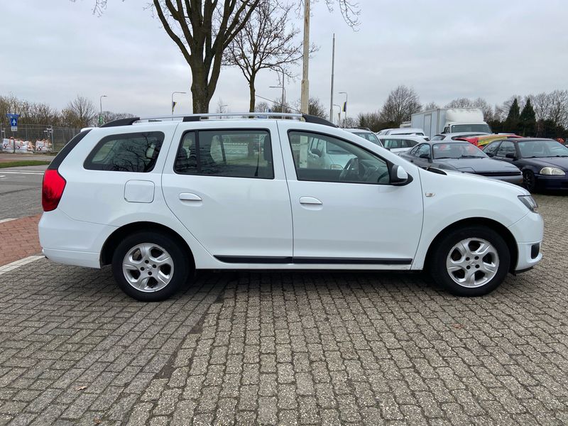 Dacia Logan MCV 0.9 TCe Prestige — zdjęcie 16