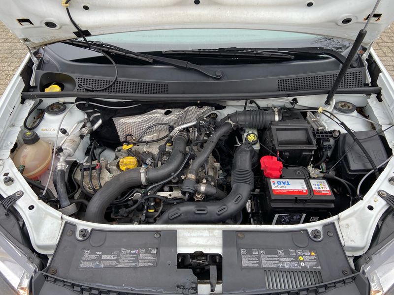 Dacia Logan MCV 0.9 TCe Prestige — zdjęcie 8