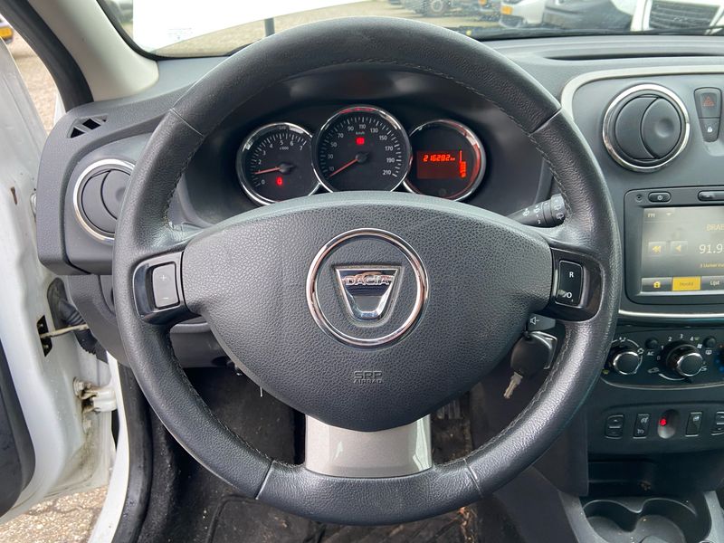 Dacia Logan MCV 0.9 TCe Prestige — zdjęcie 24