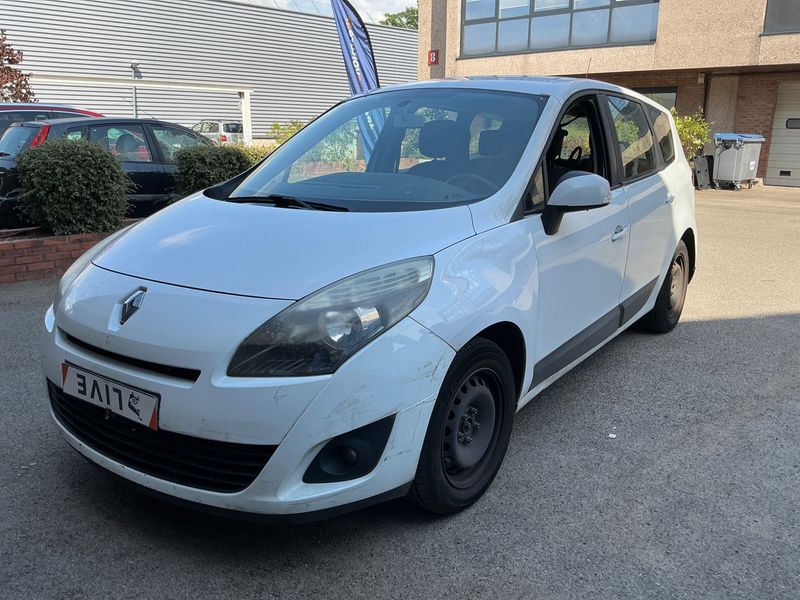 Renault Grand