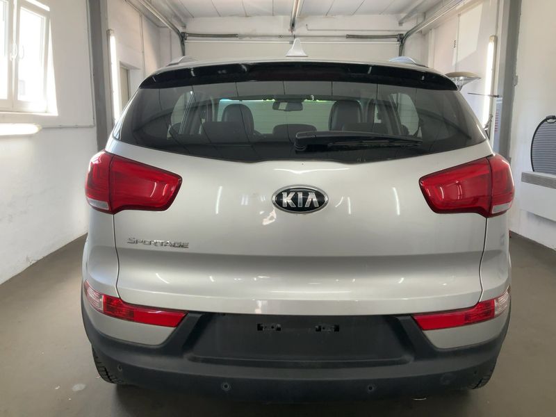 Kia Sportage 2.0 GDI Spirit 4WD — zdjęcie 5