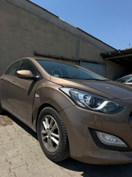Hyundai i30 1.4 FIFA World Cup Edition 2015 – снимка 12