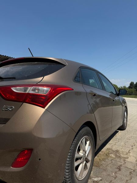 Hyundai i30 1.4 FIFA World Cup Edition 2015 – снимка 8