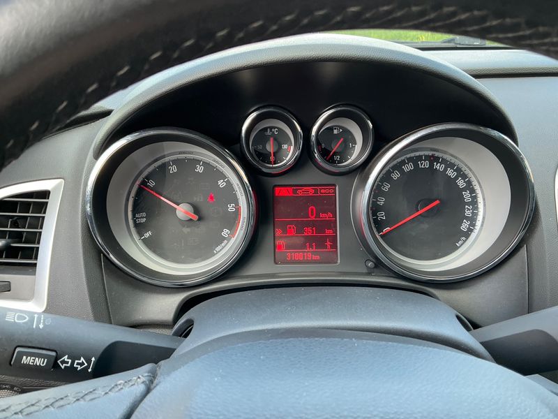 Opel Astra 2.0 CDTI Innovation — zdjęcie 4