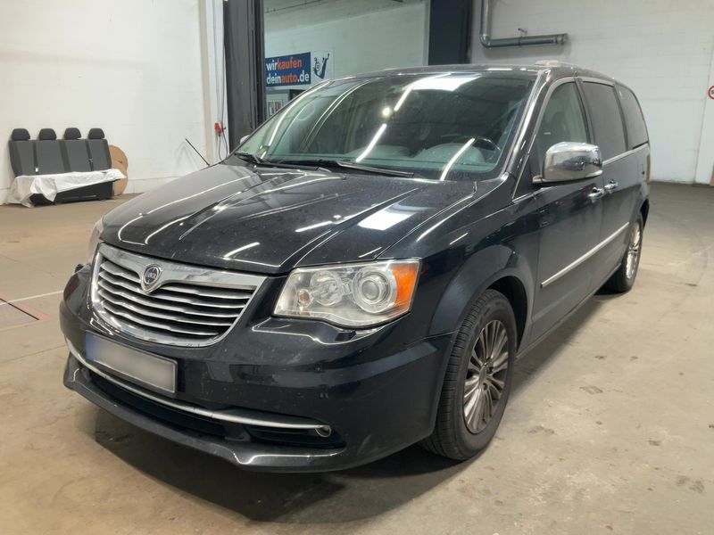Lancia Voyager 2.8 JTDM Platinum