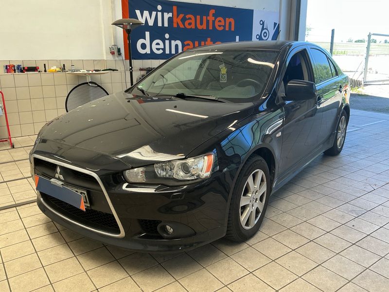 Mitsubishi Lancer