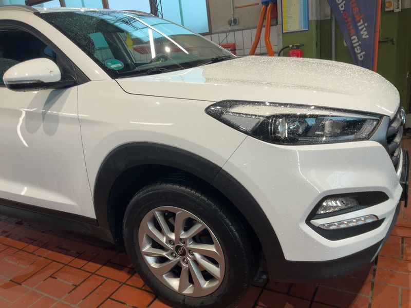 Hyundai Tucson 1.6 Intro Edition blue 2WD — zdjęcie 8
