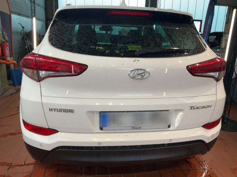 Hyundai Tucson 1.6 Intro Edition blue 2WD — zdjęcie 5