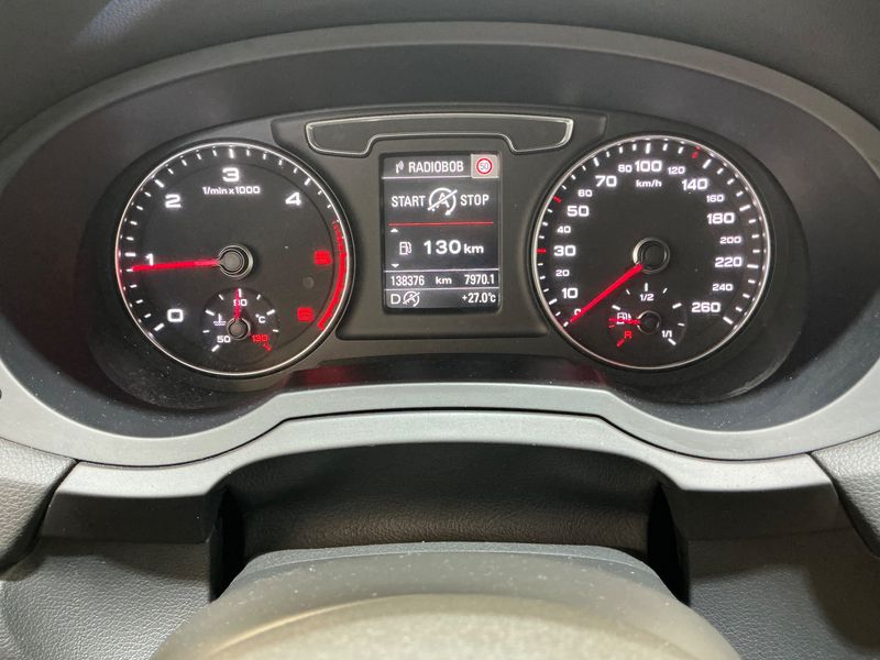 Audi Q3 2.0 TDI quattro Sport 2016 – снимка 18