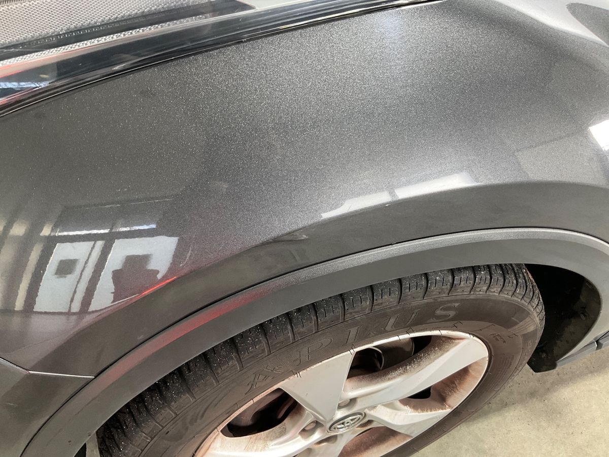Toyota C-HR 2018 — photo 33