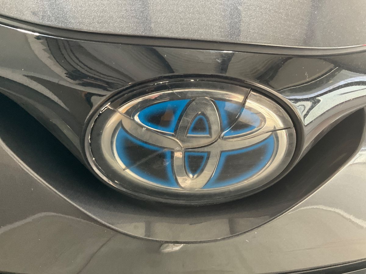 Toyota C-HR 2018 — photo 43