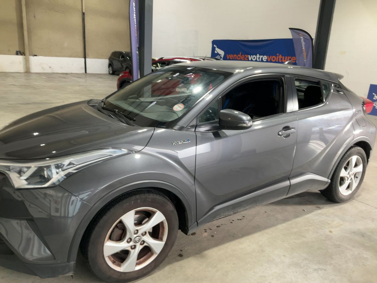 Toyota C-HR d'occasion