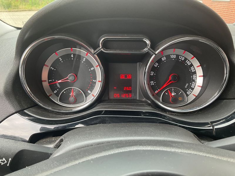 Opel Adam 1.4 Jam — zdjęcie 13