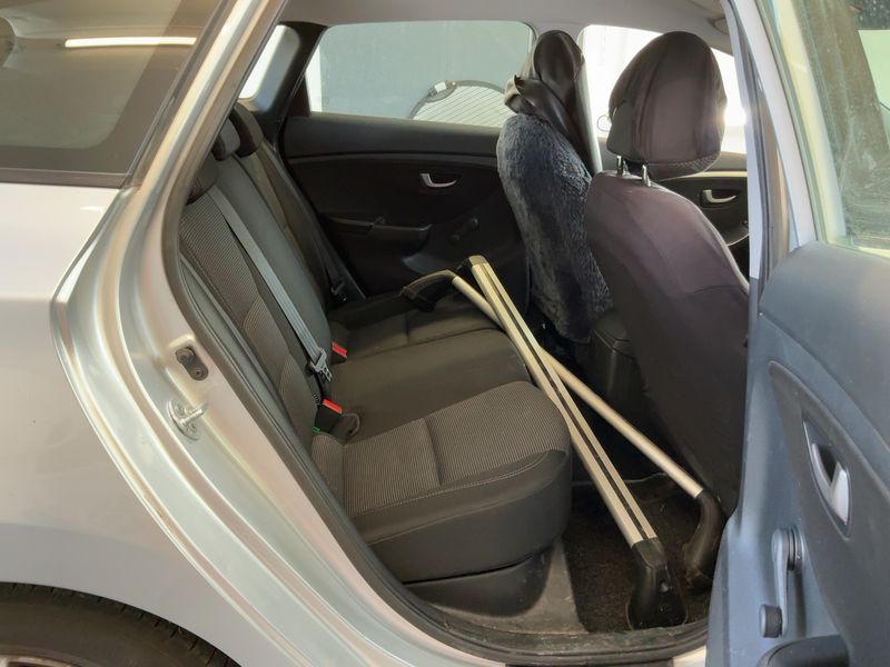 Hyundai i30 1.6 CRDi Style 2014 – снимка 20