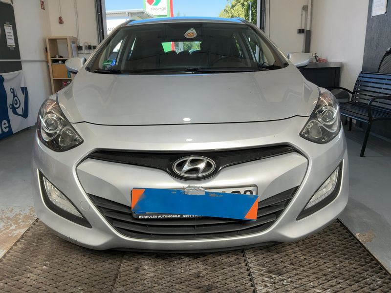 Hyundai i30 1.6 CRDi Style 2014 – снимка 14