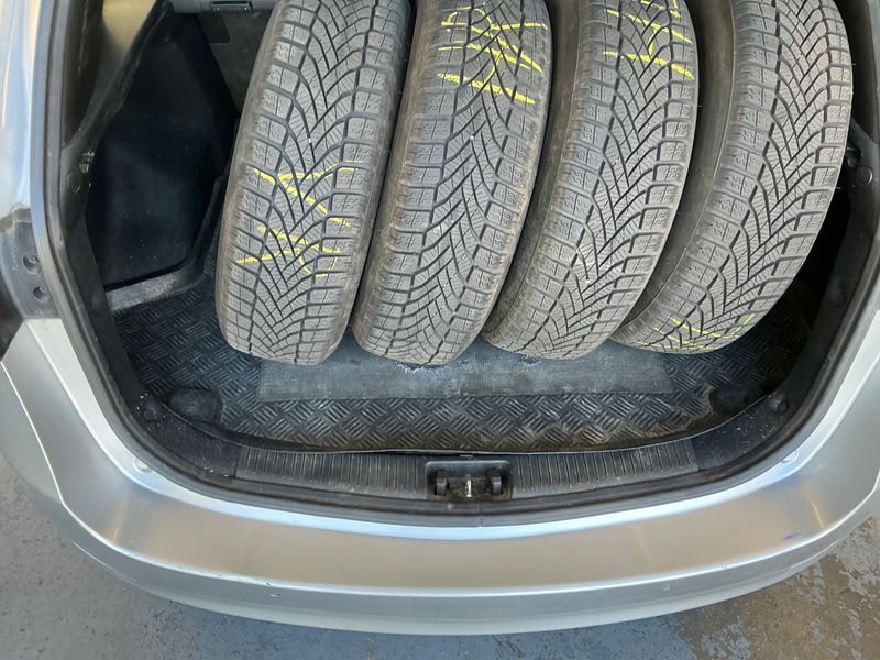Hyundai i30 1.6 CRDi Style 2014 – снимка 40