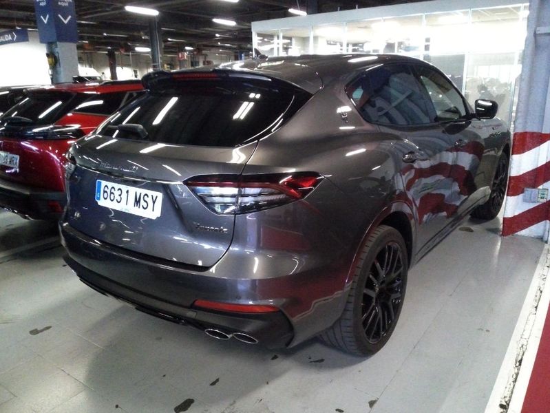 Maserati Levante 3.0 V6 TwinTurbo Modena Ultima — zdjęcie 6