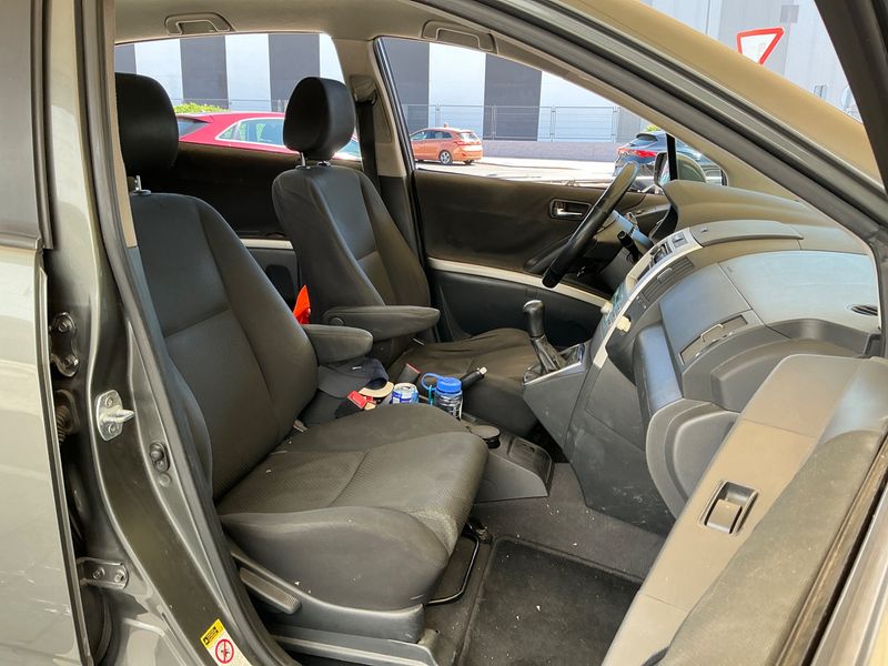 Toyota Corolla Verso 2.2 D-4D Sol — zdjęcie 3