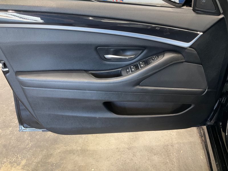 BMW 5er 525d xDrive 2013 – снимка 23