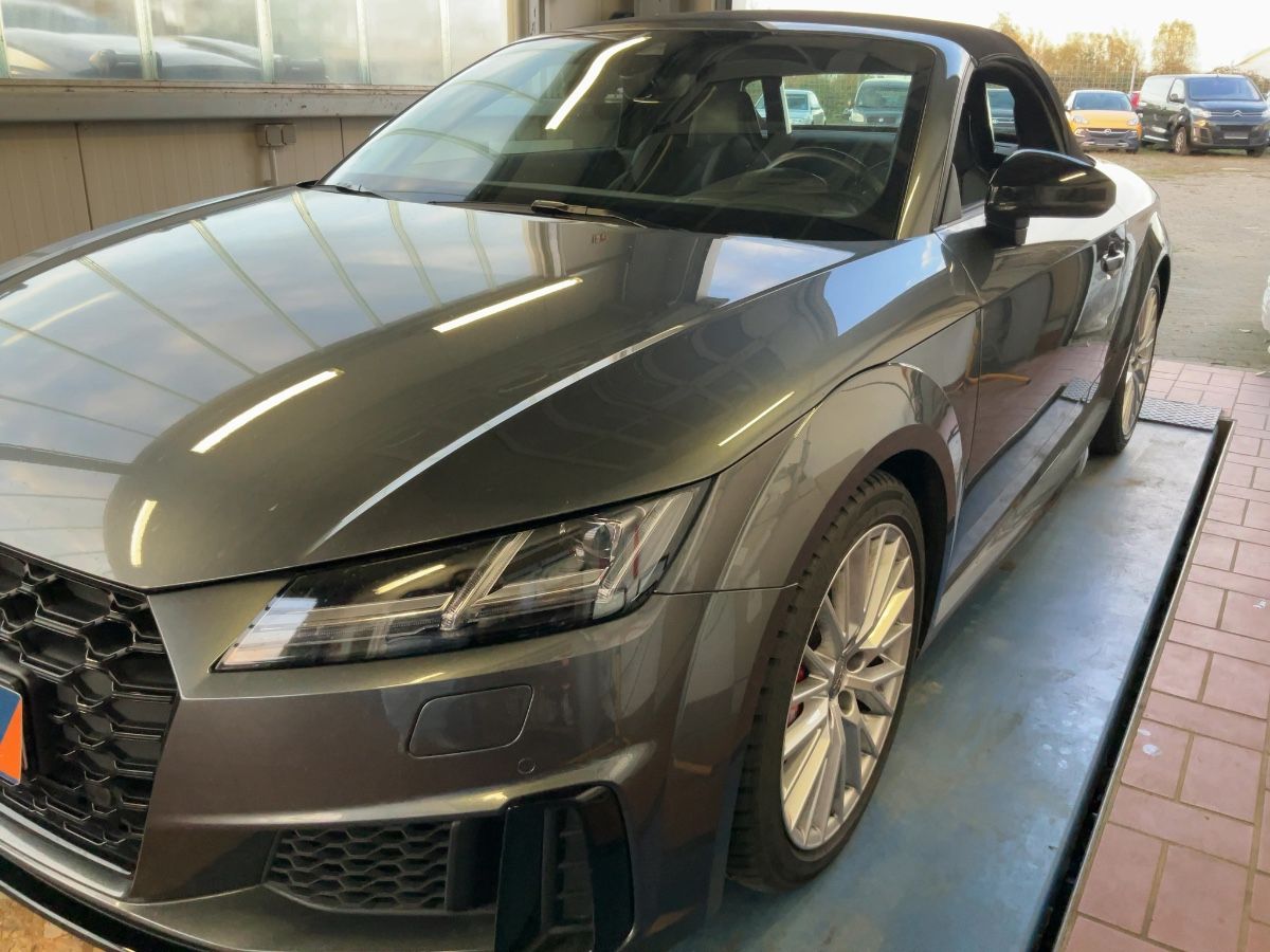 Audi TTS 2.0 TFSI quattro