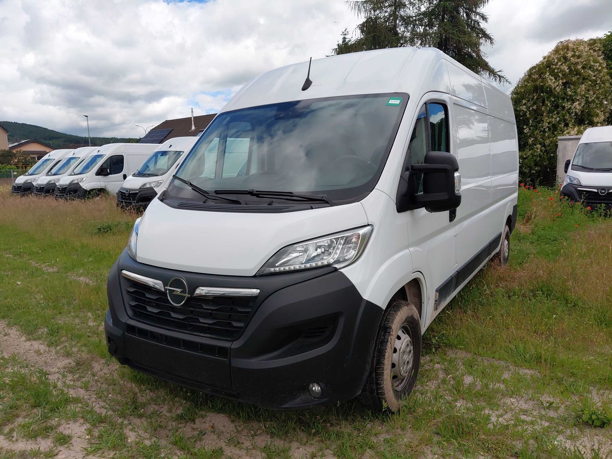 Opel Movano 2024 — photo 1