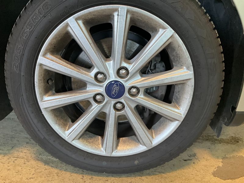 Ford Focus 1.0 EcoBoost Business 2015 – снимка 5