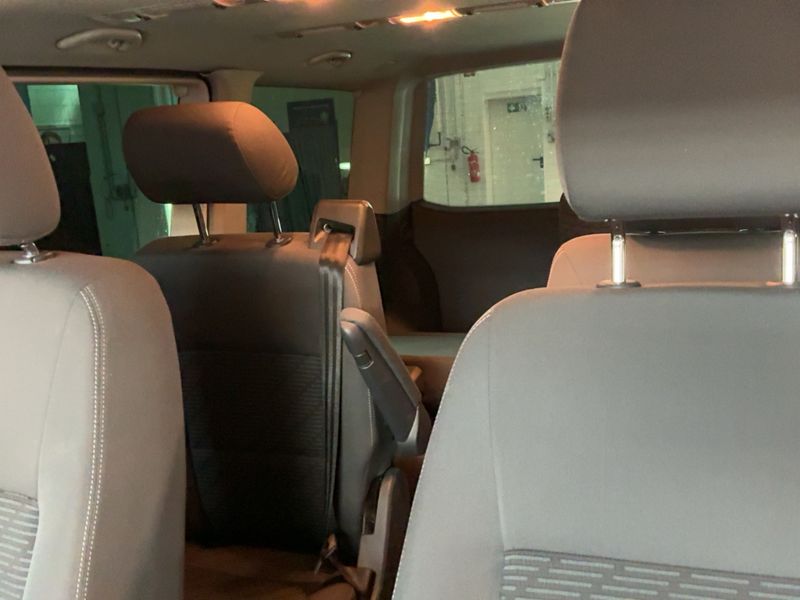 Volkswagen T5 Multivan 2.0 TDI Comfortline 2014 – снимка 20