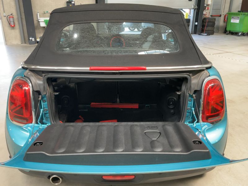 MINI Cabrio Cooper — zdjęcie 10