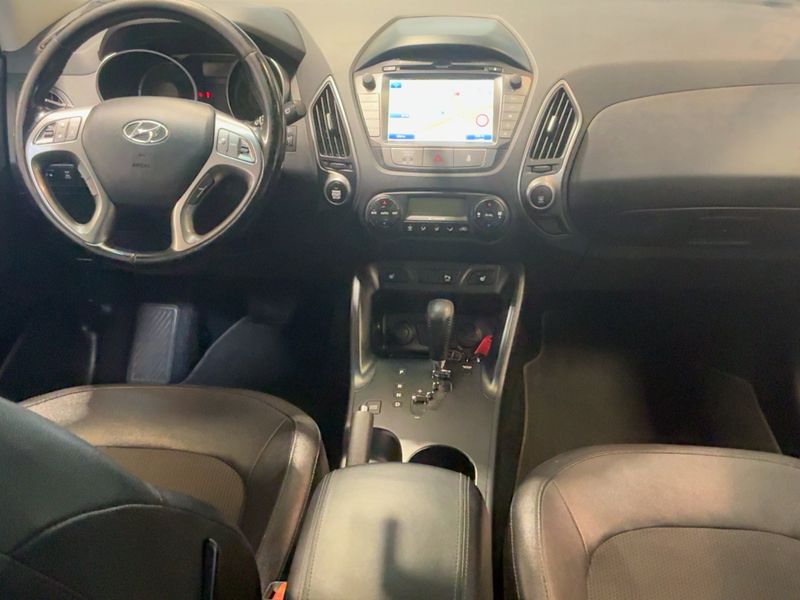 Hyundai ix35 2.0 CRDi Premium AWD 2013 – снимка 17