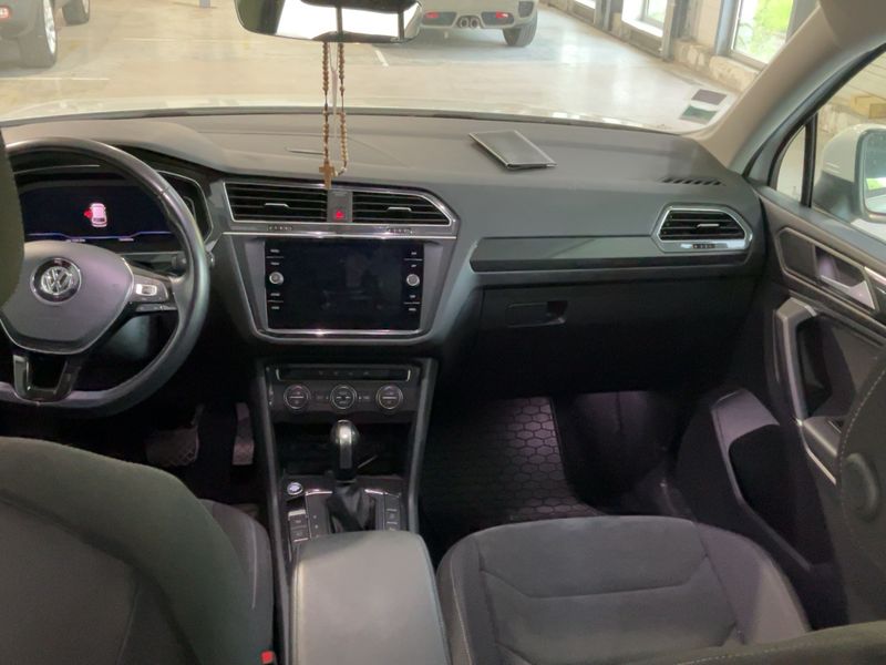 Volkswagen Tiguan Allspace 2.0 TDI Carat — zdjęcie 12