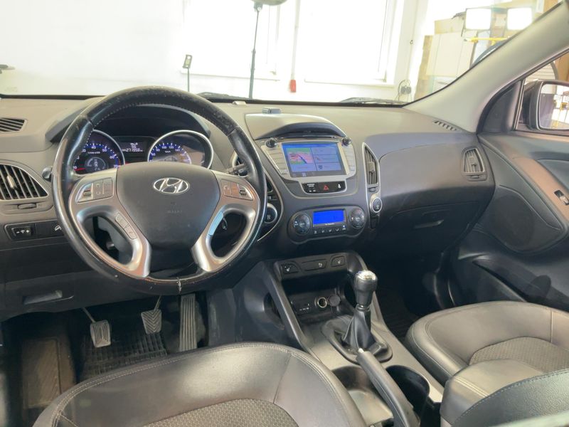 Hyundai ix35 2.0 Style 2WD — zdjęcie 12