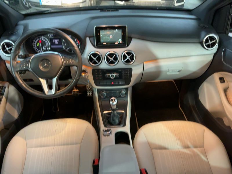 Mercedes-Benz B-Klasse B 180 CDI — zdjęcie 12