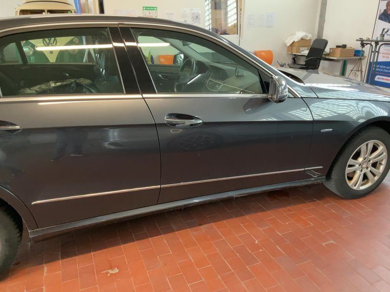 Mercedes-Benz E-Klasse E 200 CGI BlueEfficiency Elegance 2009 – снимка 10