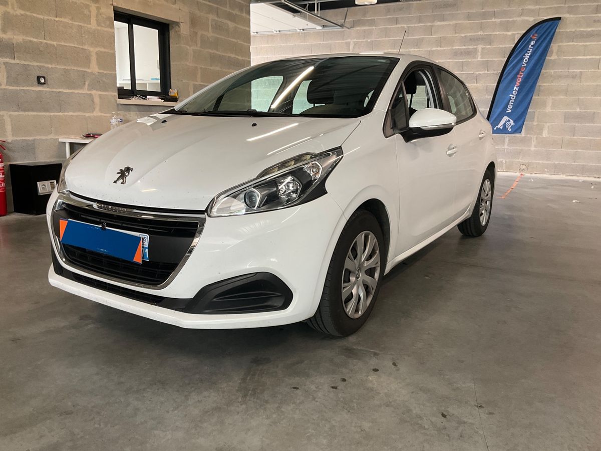Peugeot 208 2016