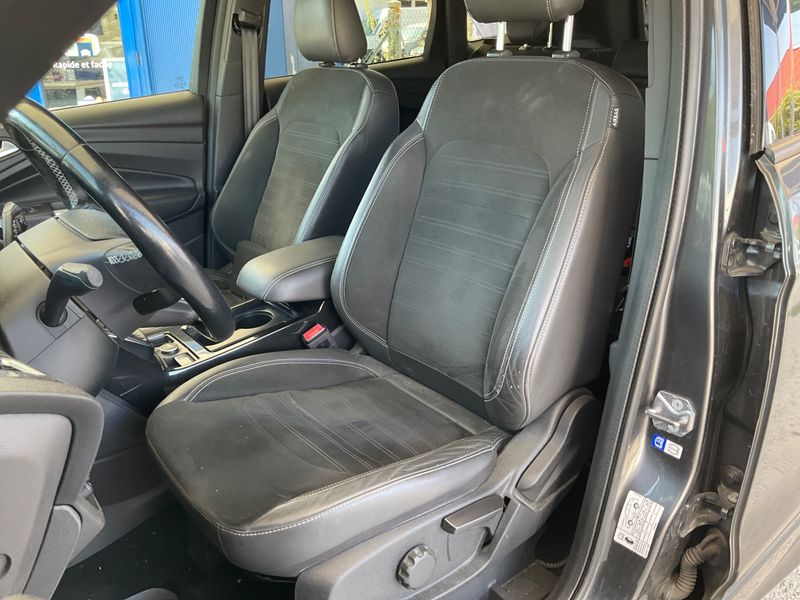 Ford Kuga 2.0 TDCi ST-Line 2017 – снимка 25