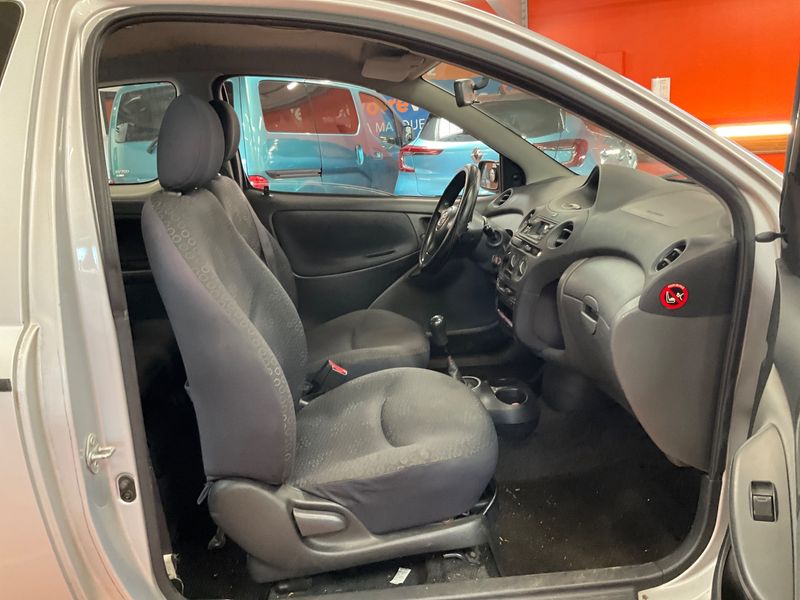 Toyota Yaris 1.4 D-4D Terra 2004 – снимка 3