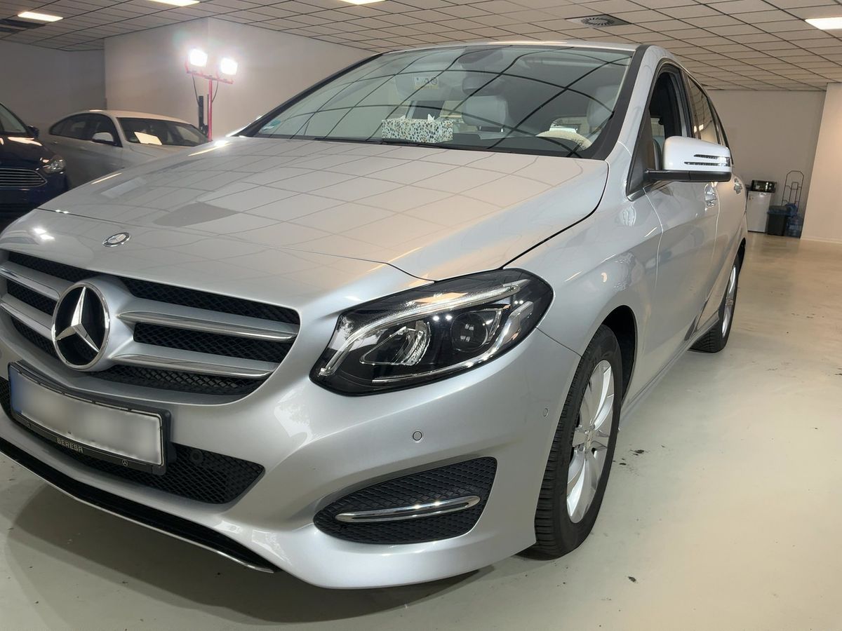 Mercedes-Benz B-Klasse 2015 — photo 1