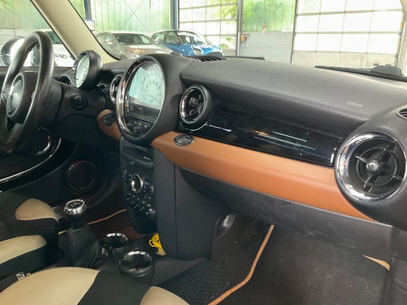 MINI Cooper D 2011 – снимка 33