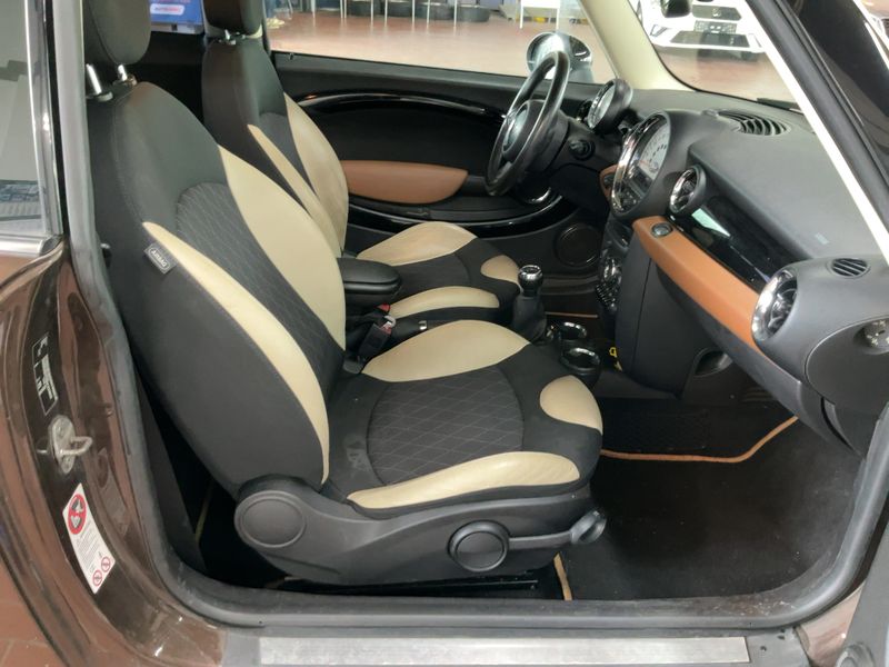 MINI Cooper D 2011 – снимка 16