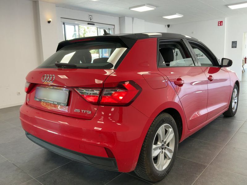 Audi A1 Sportback 35 TFSI — zdjęcie 6